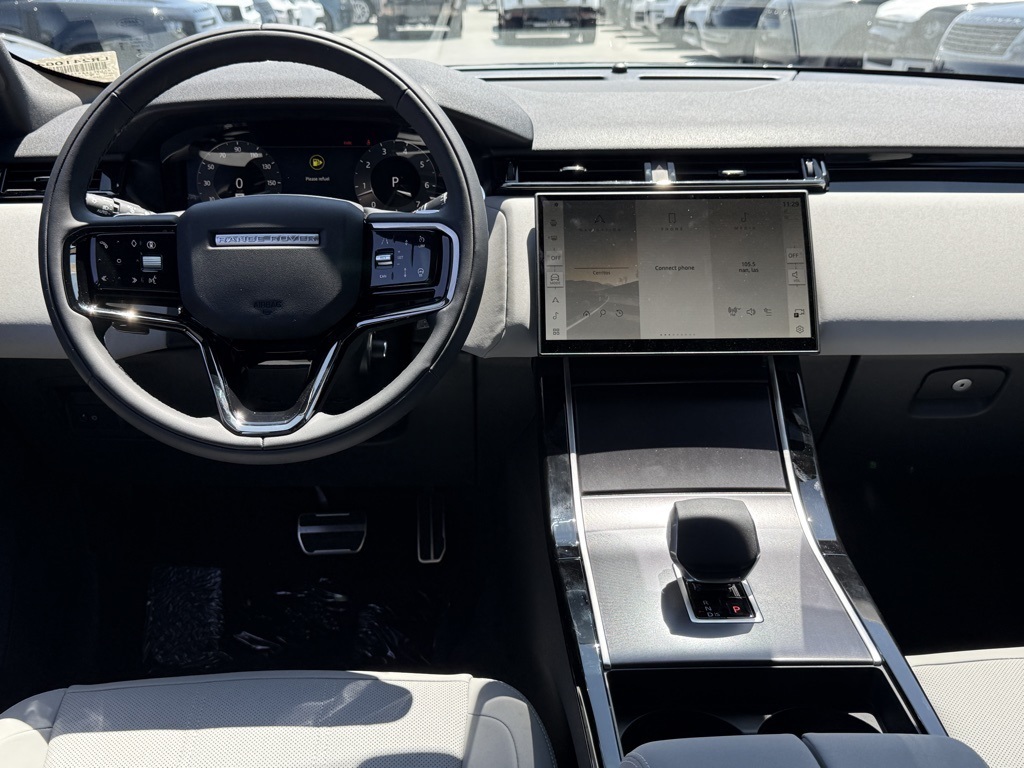 2026 Land Rover Range Rover Velar SE photo 22