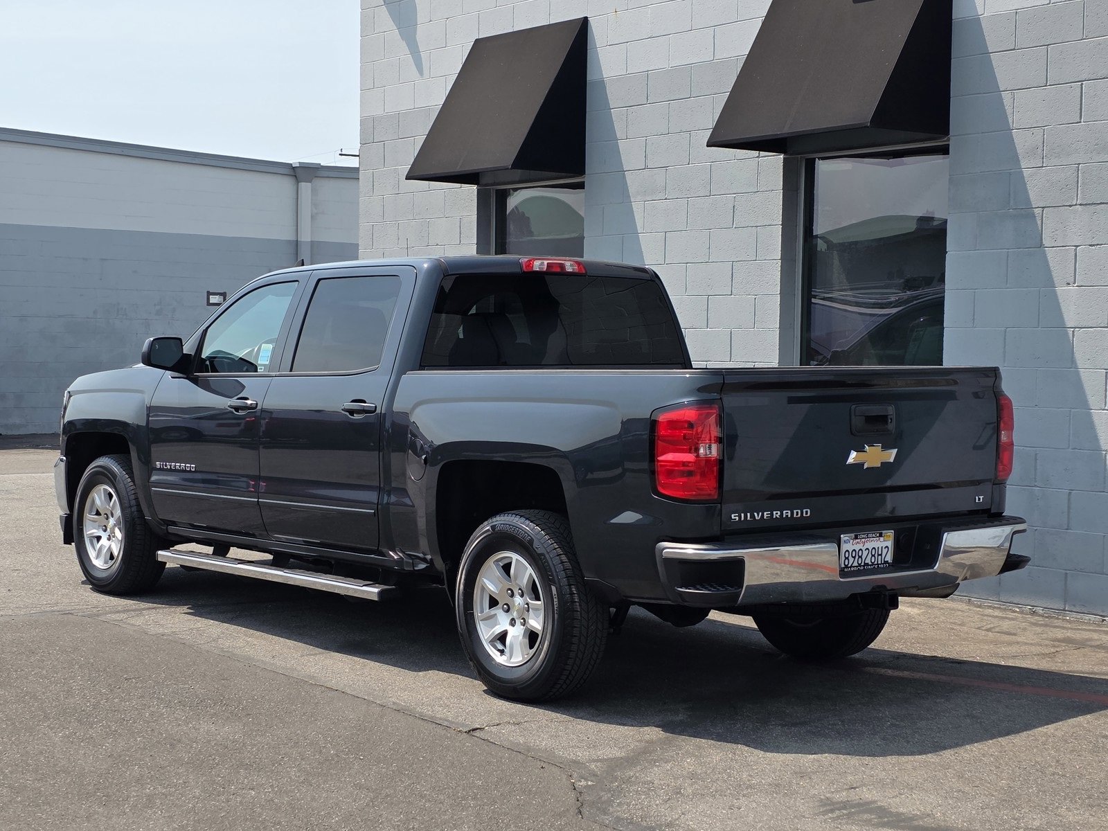 2017 Chevrolet Silverado 1500 LT photo 9