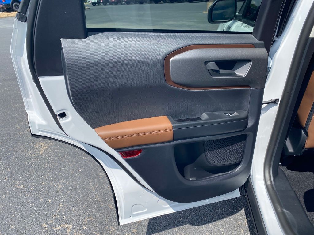 2025 Ford Bronco Sport Outer Banks photo 25