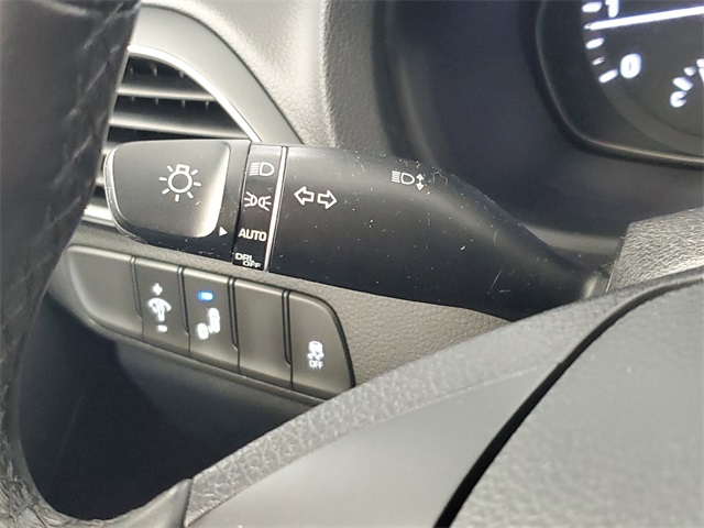 2019 Hyundai Elantra GT Base photo 16