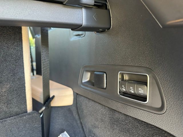 2026 Mercedes Benz GLS 450 4MATIC photo 41