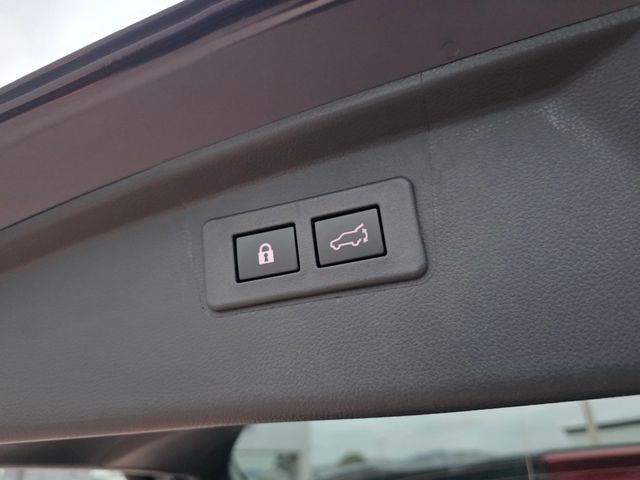 2025 Subaru Outback Onyx Edition XT photo 7