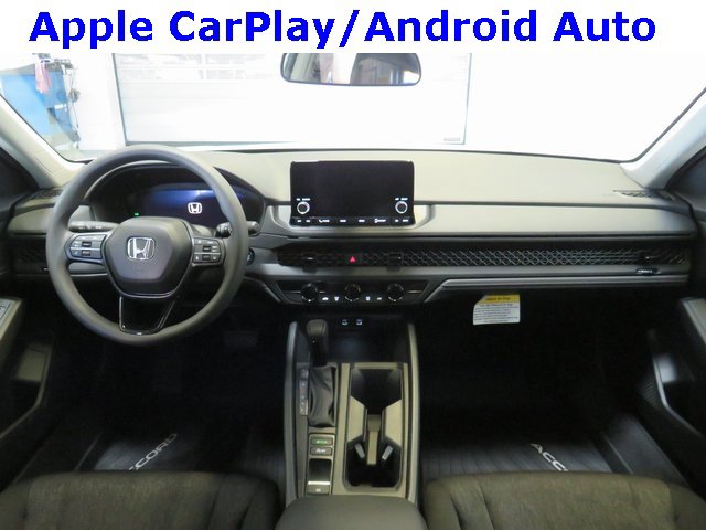 2025 Honda Accord LX photo 4