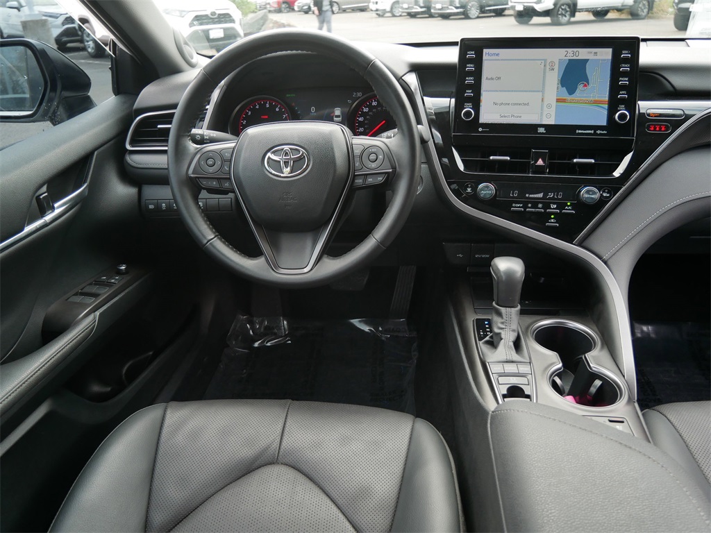 2024 Toyota Camry XSE V6 photo 11