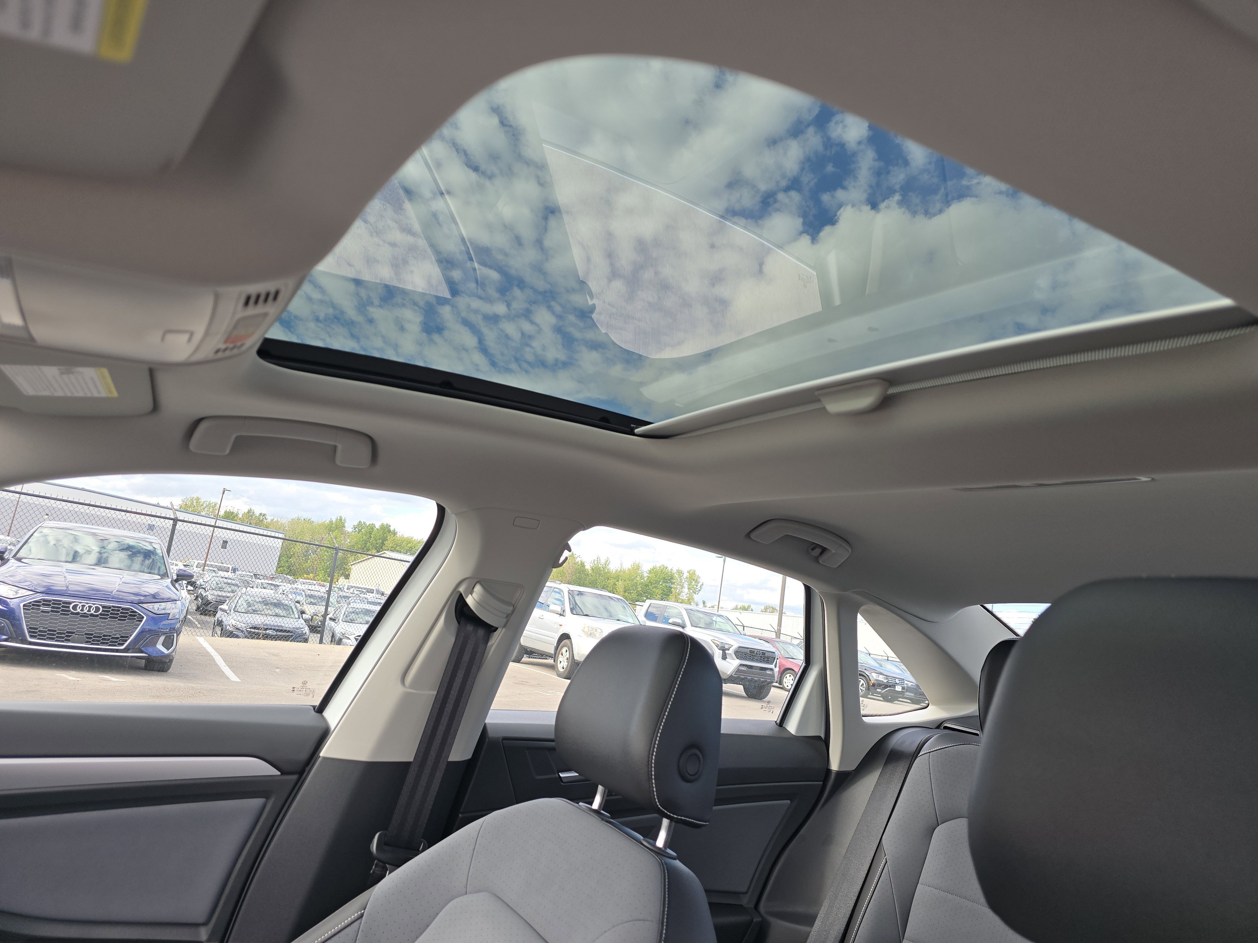 2026 Volkswagen Jetta SE photo 10