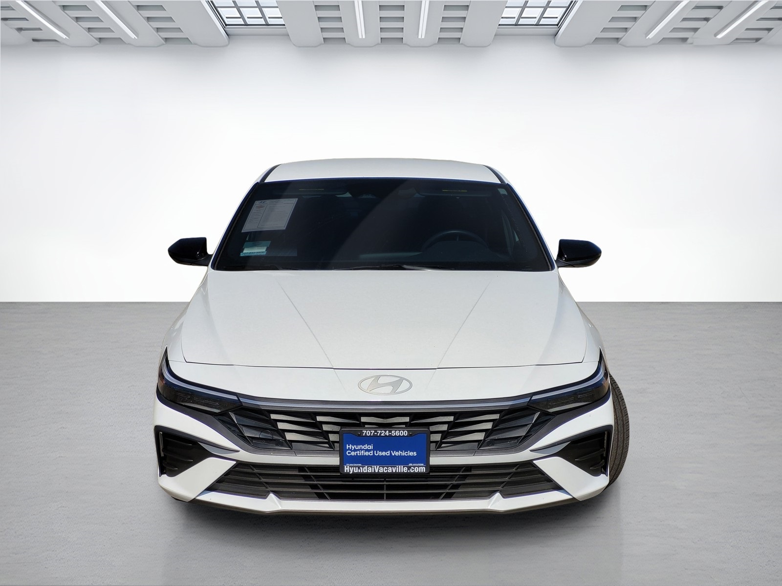 2025 Hyundai Elantra SEL Sport photo 2