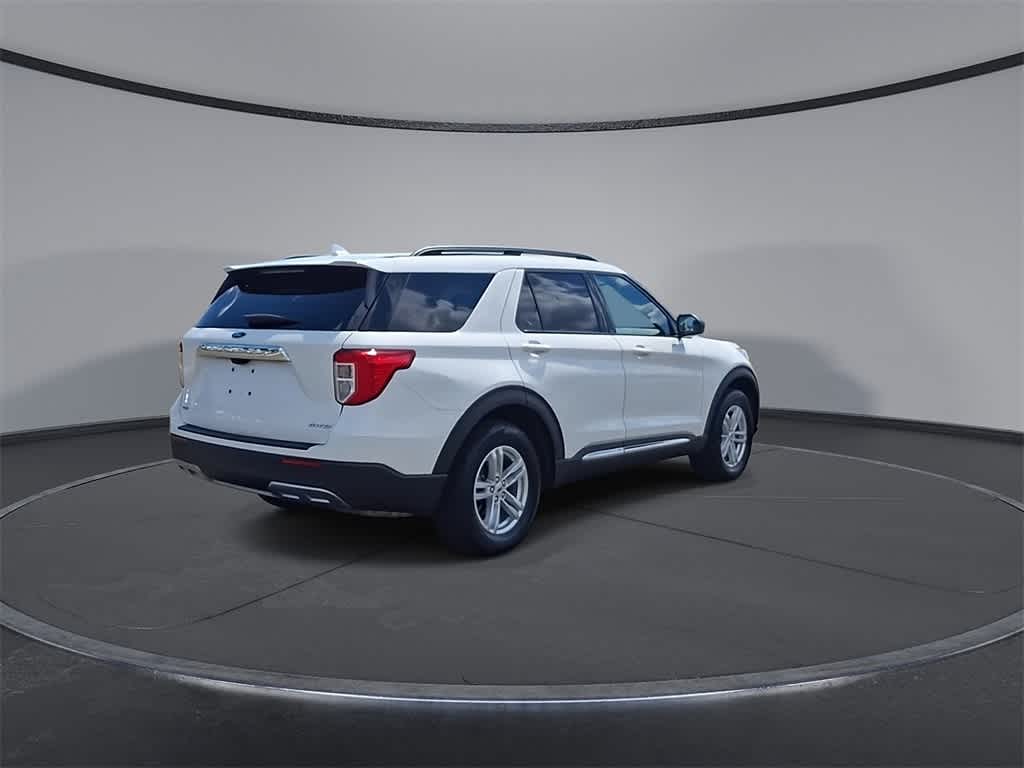 2022 Ford Explorer XLT photo 8