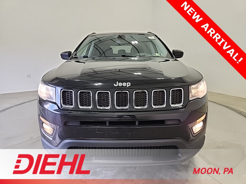 2019 Jeep Compass Latitude photo 2