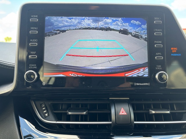 2021 Toyota C-HR LE photo 13
