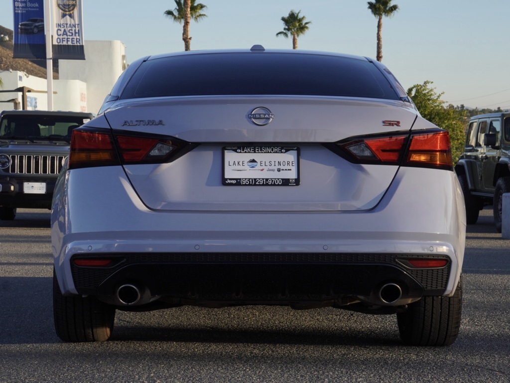2024 Nissan Altima 2.5 SR photo 4