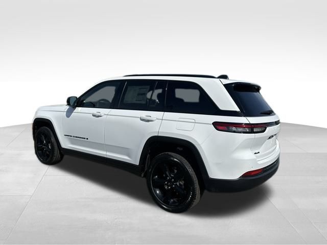 2025 Jeep Grand Cherokee Altitude X photo 5