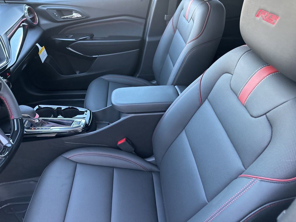 2026 Chevrolet Trax photo 2