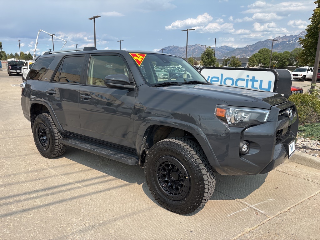 2024 Toyota 4Runner SR5's photo