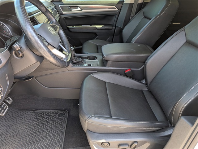 2021 Volkswagen Atlas V6 SE Technology R-Line photo 11