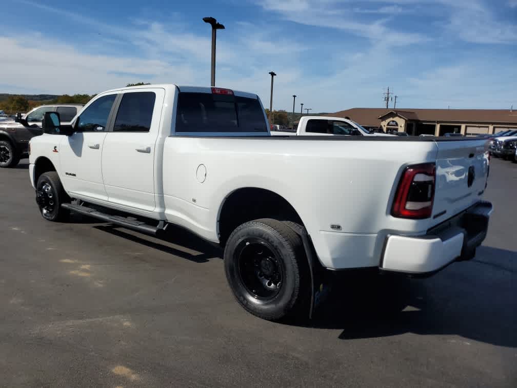 2024 Ram 3500 Big Horn photo 3