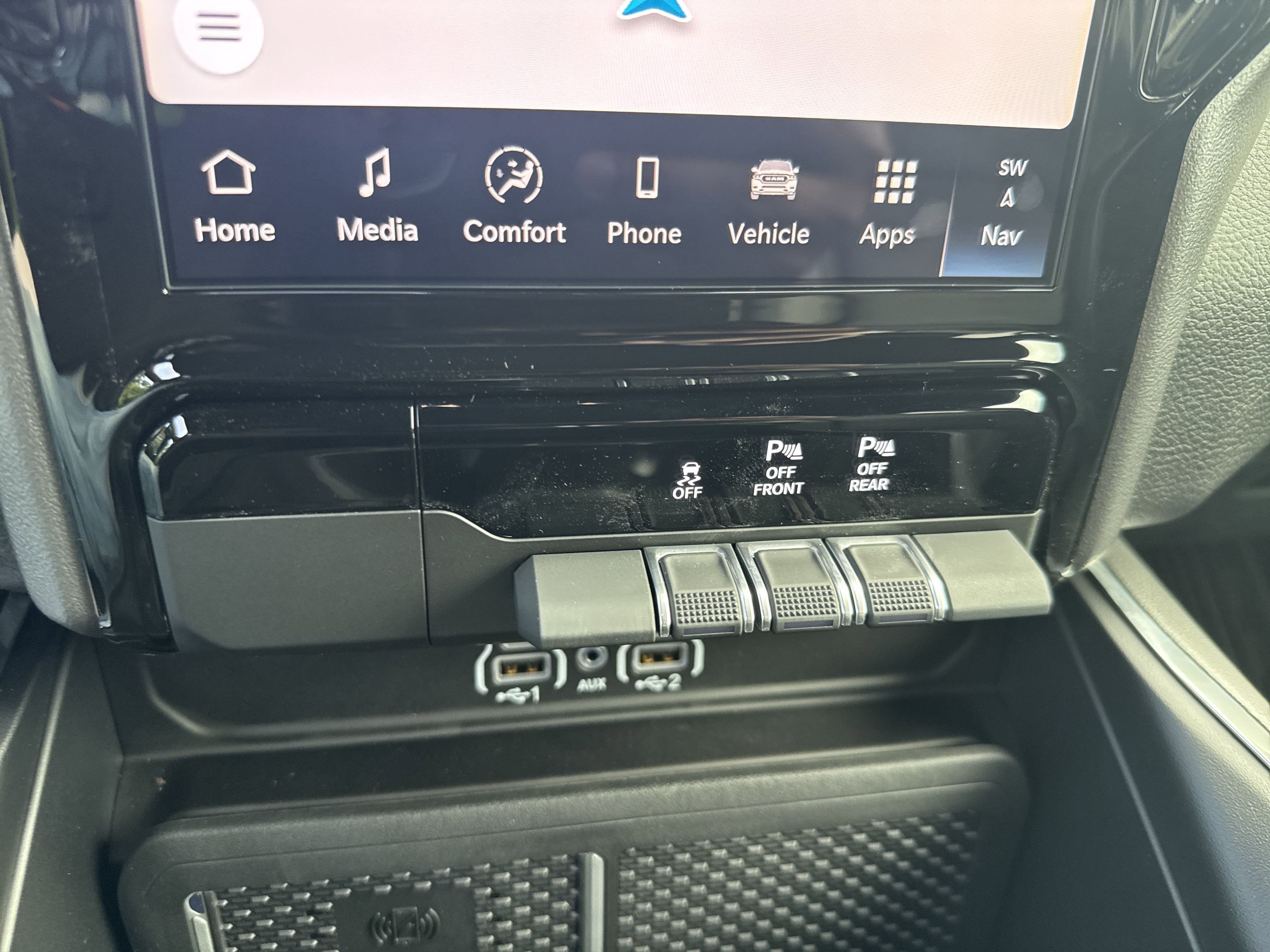 2025 Ram 1500 Laramie photo 16