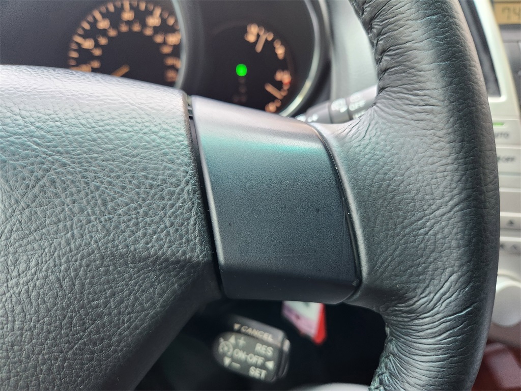 2004 Lexus RX 330 photo 24