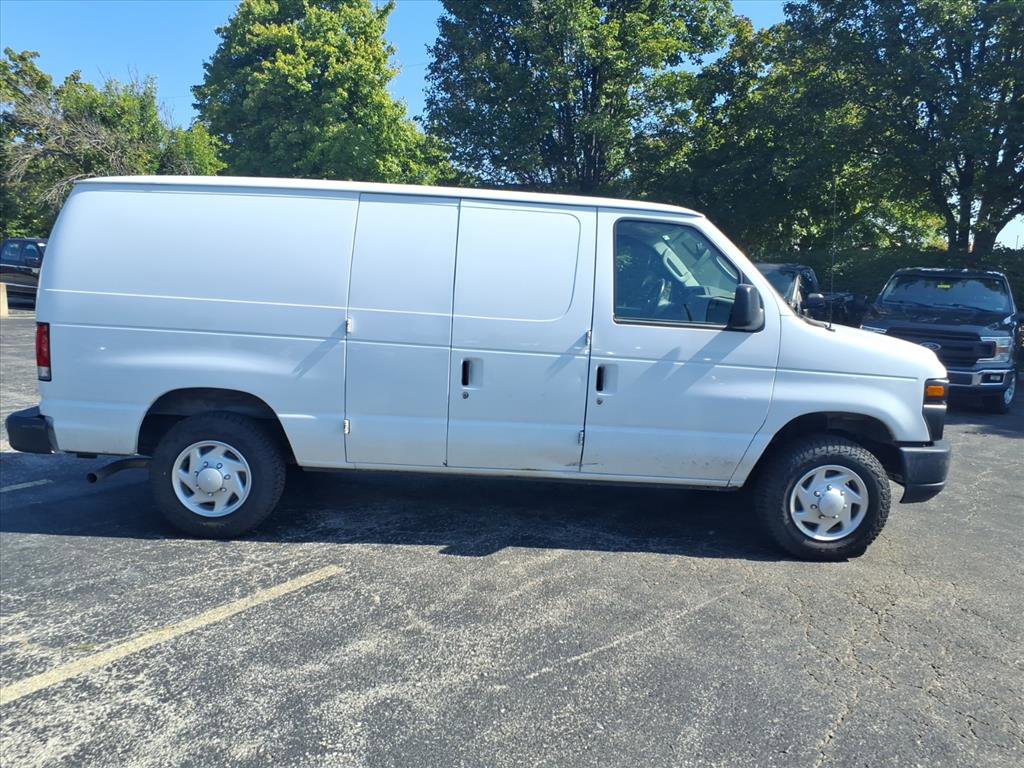 2013 Ford E-150 photo 17