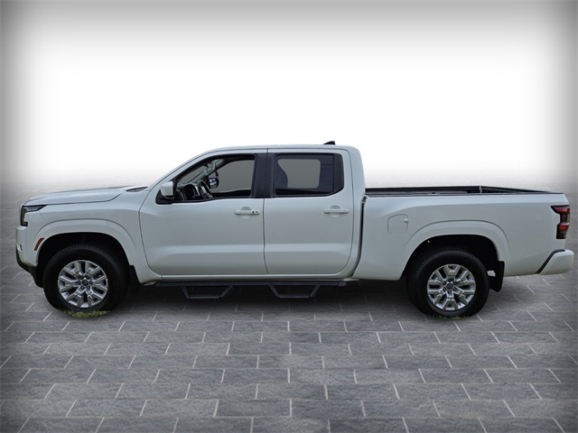 2023 Nissan Frontier SV photo 4