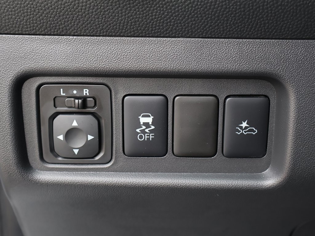 2024 Mitsubishi Mirage G4 ES photo 38