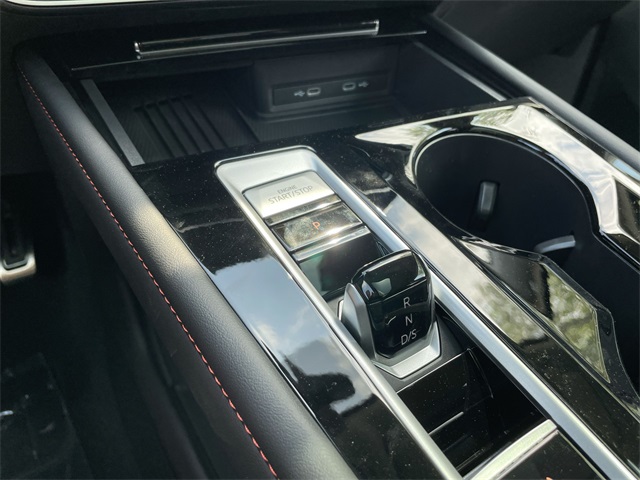 2025 Volkswagen Atlas Peak Edition SE Technology photo 35