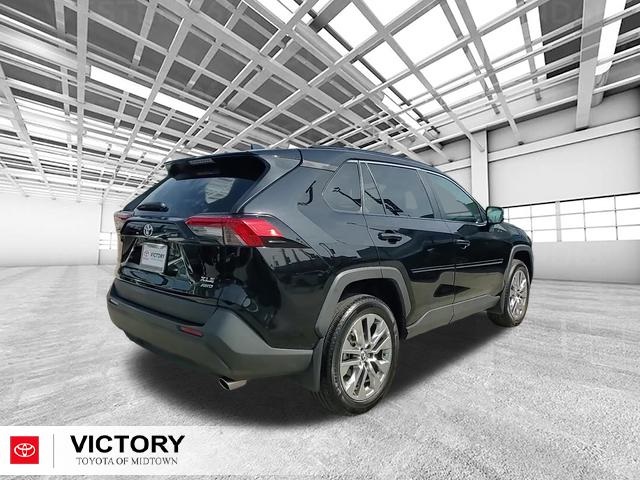 2024 Toyota RAV4 XLE Premium photo 2
