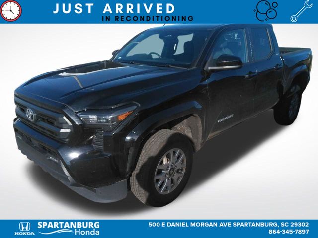 2024 Toyota Tacoma SR5's photo