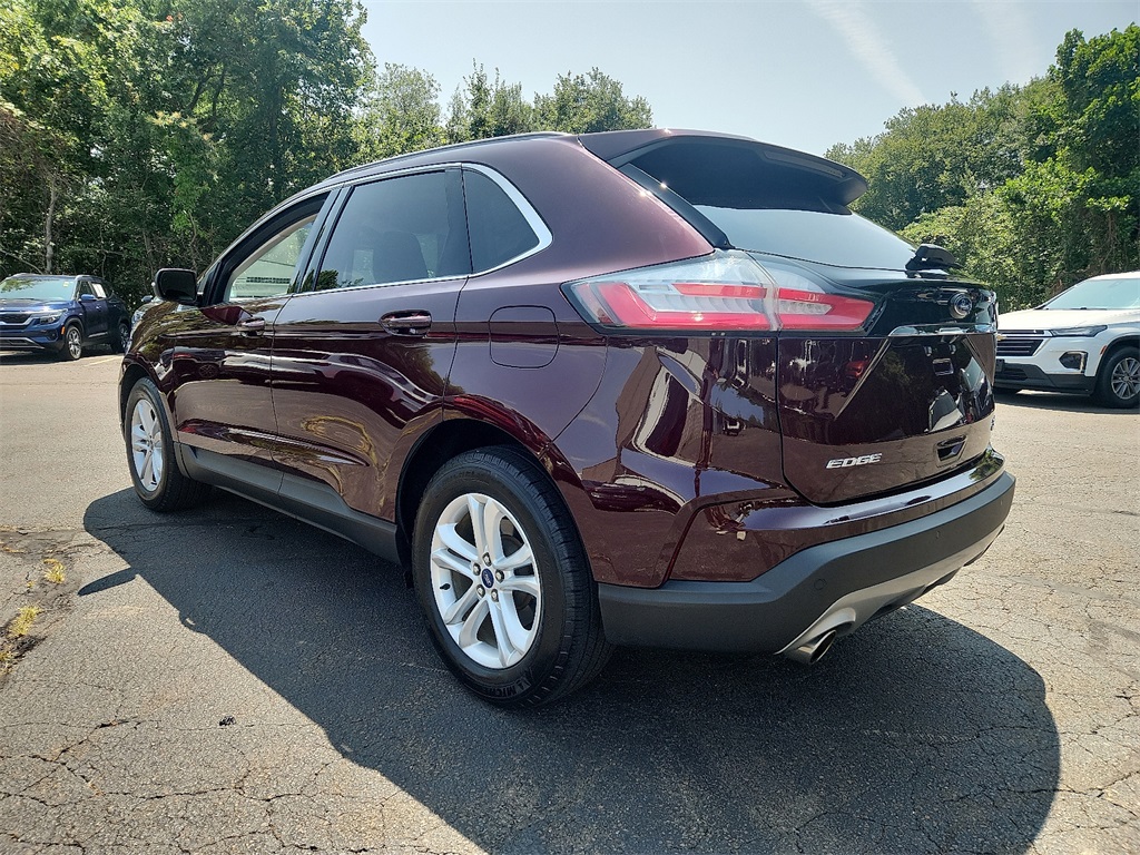 2020 Ford Edge SEL photo 4