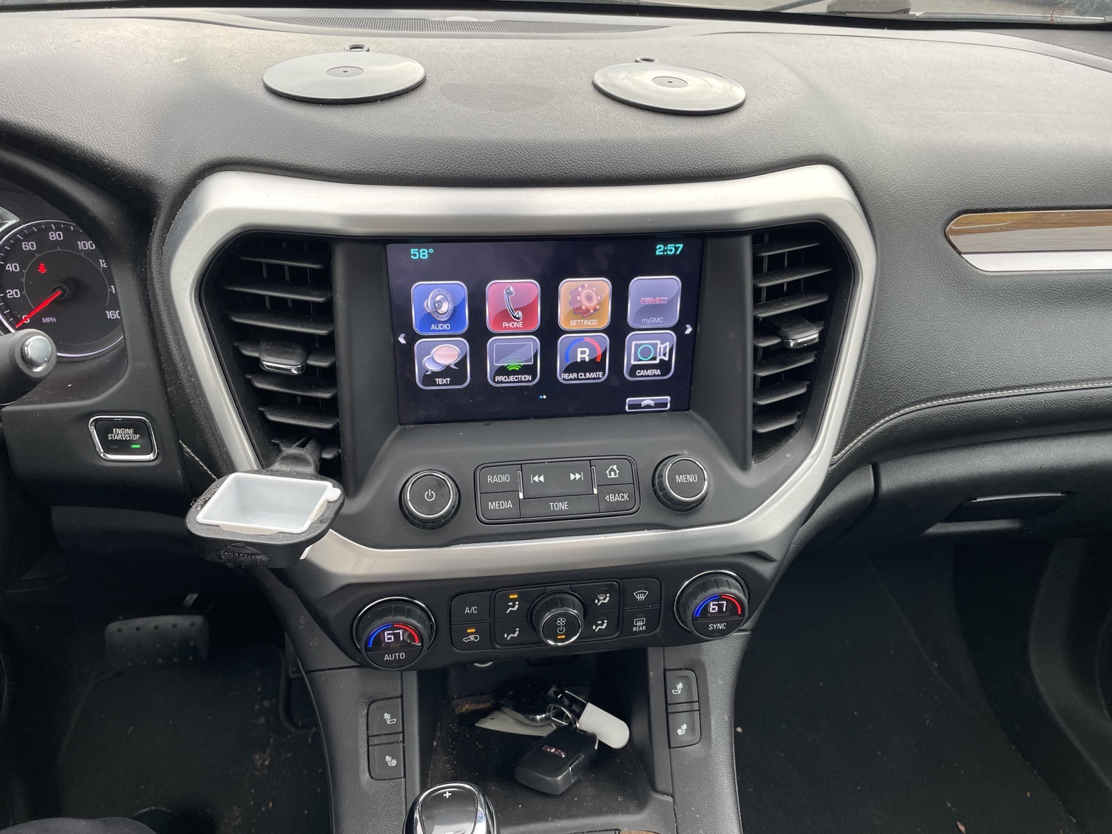 2017 Gmc Acadia SLE photo 4