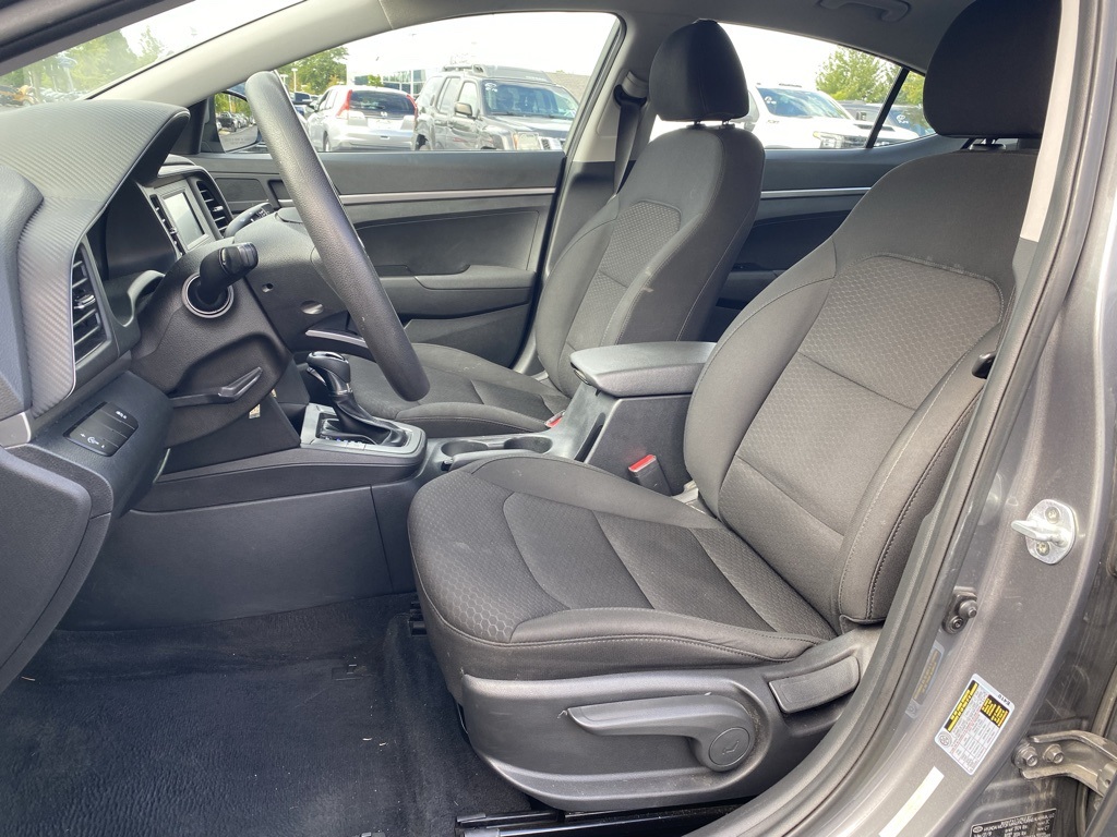 Used 2019 Hyundai Elantra SE with VIN 5NPD74LF3KH484594 for sale in Getzville, NY