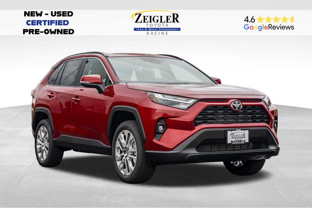 2025 Toyota RAV4 XLE Premium's photo