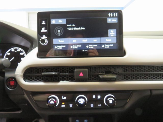 2026 Honda HR-V LX photo 2