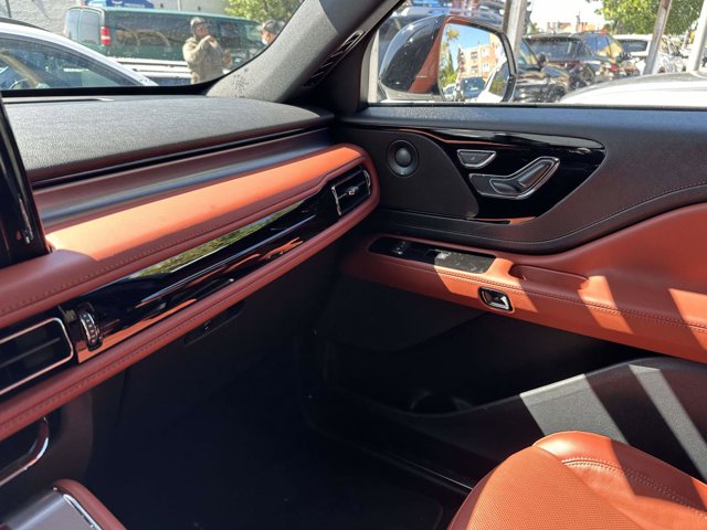 2025 Lincoln Aviator Reserve photo 22
