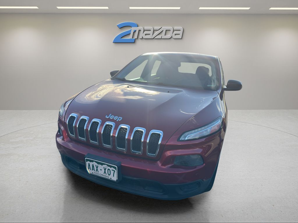 2014 Jeep Cherokee Sport photo 2