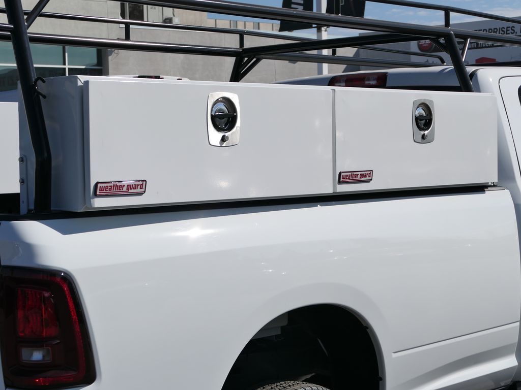 2025 Ram 2500 Tradesman photo 6