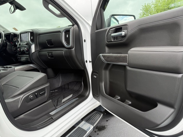 2019 Chevrolet Silverado 1500 LTZ photo 9