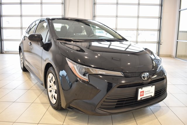 2023 Toyota Corolla LE's photo