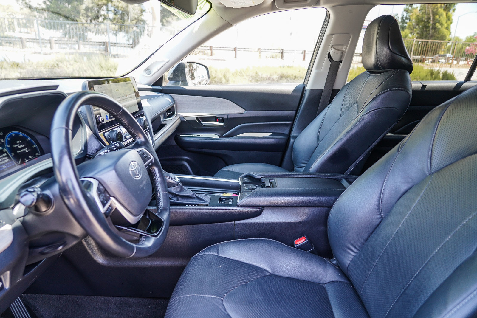 2024 Toyota Grand Highlander Limited photo 18
