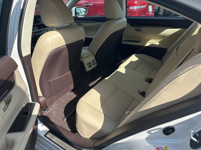2017 Lexus ES 350 photo 4