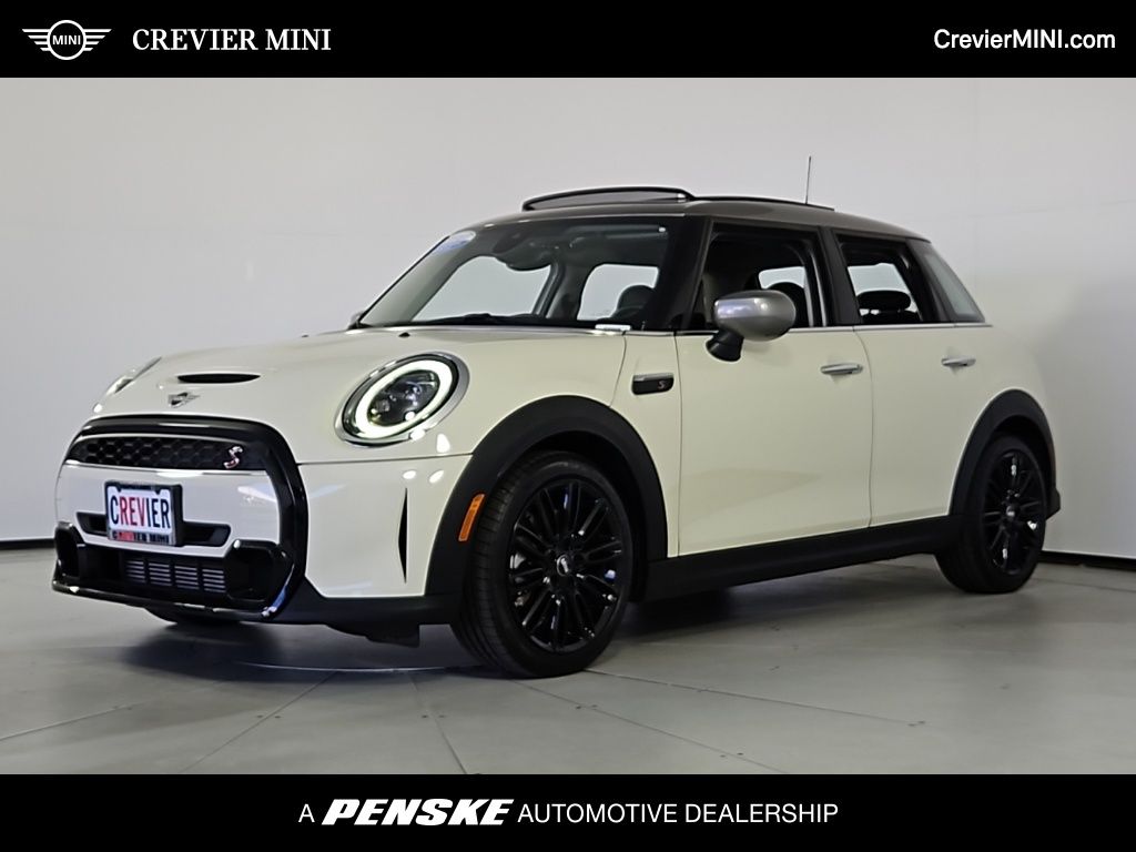 2023 MINI Hardtop 4 Door S's photo