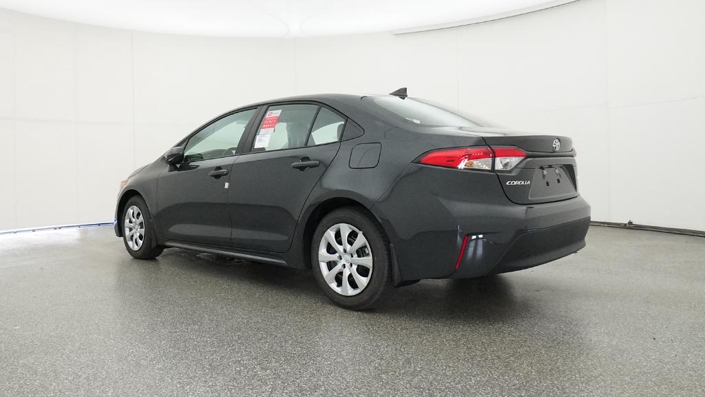 2025 Toyota Corolla LE photo 12