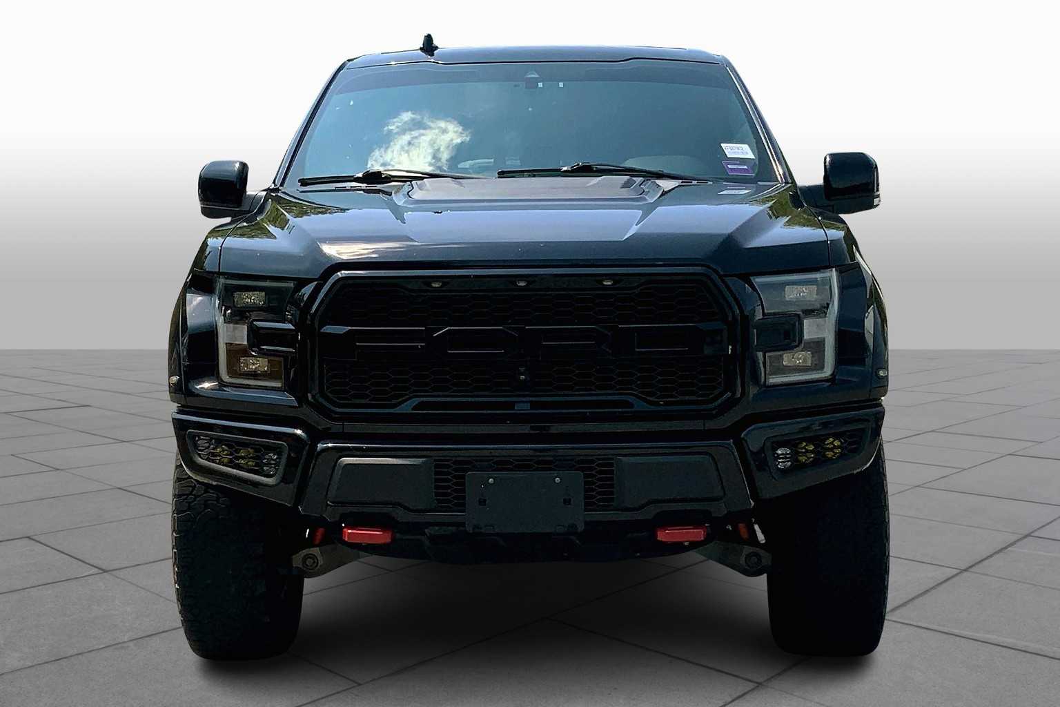 2019 Ford F-150 Raptor photo 3