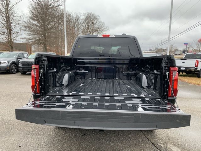 2025 Ford F-150 XLT photo 23