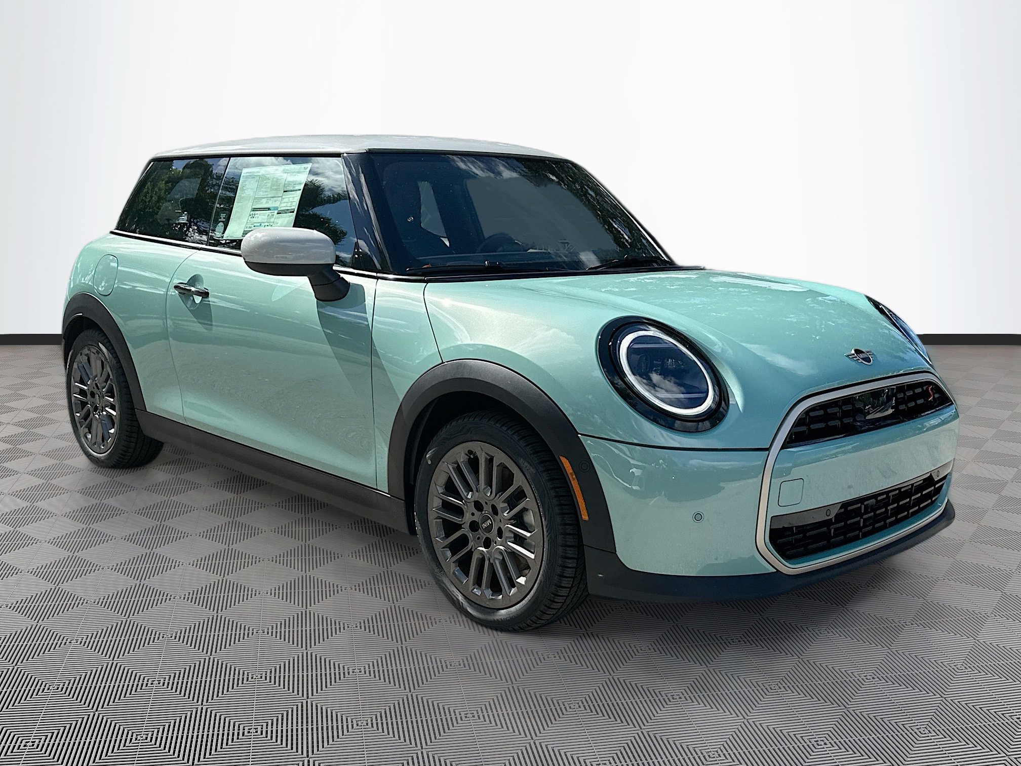 2026 MINI Hardtop 2 Door S's photo