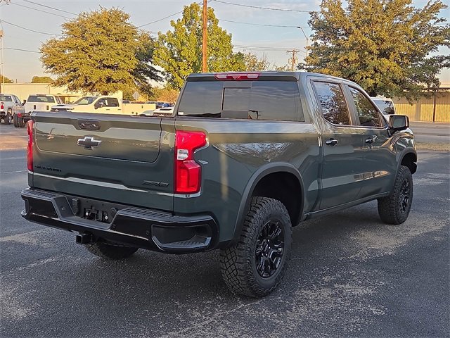 2026 Chevrolet Silverado 1500 ZR2 photo 4