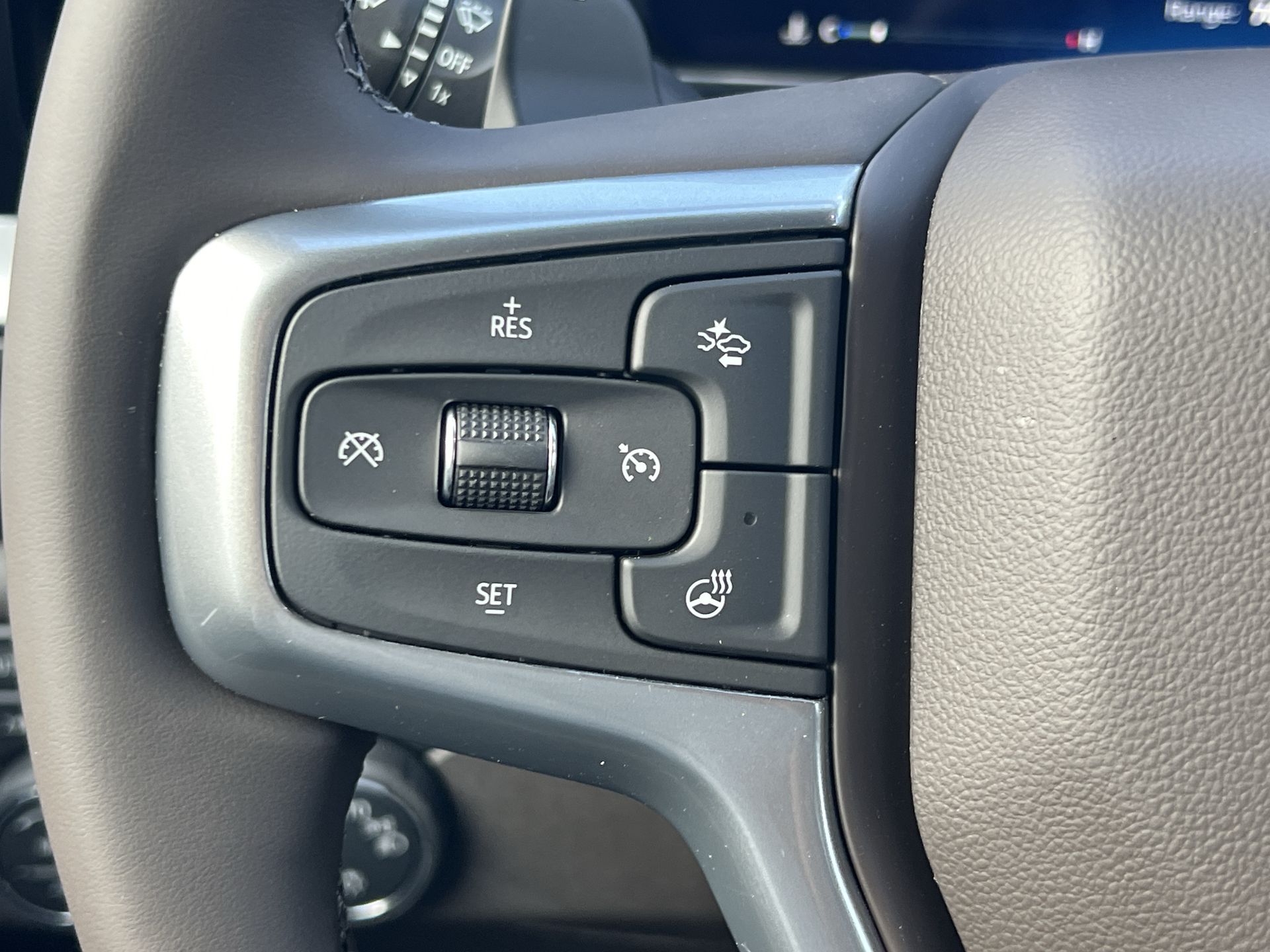2026 Chevrolet Silverado 1500 LT photo 7