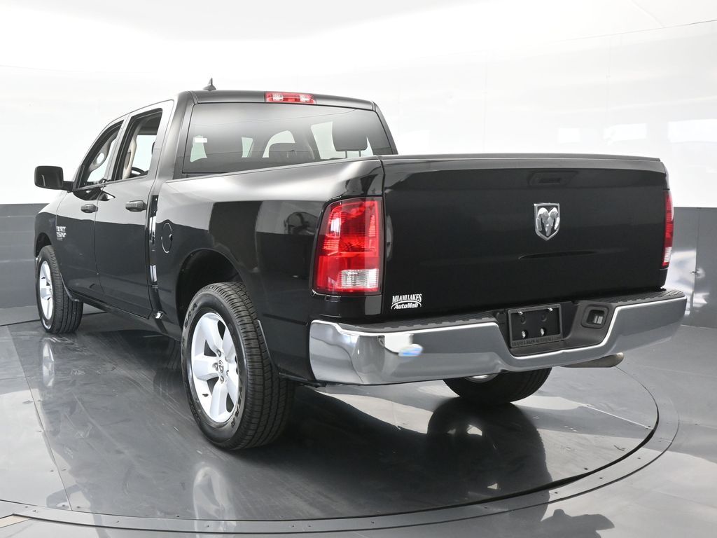 2024 Ram 1500 Classic Tradesman photo 4