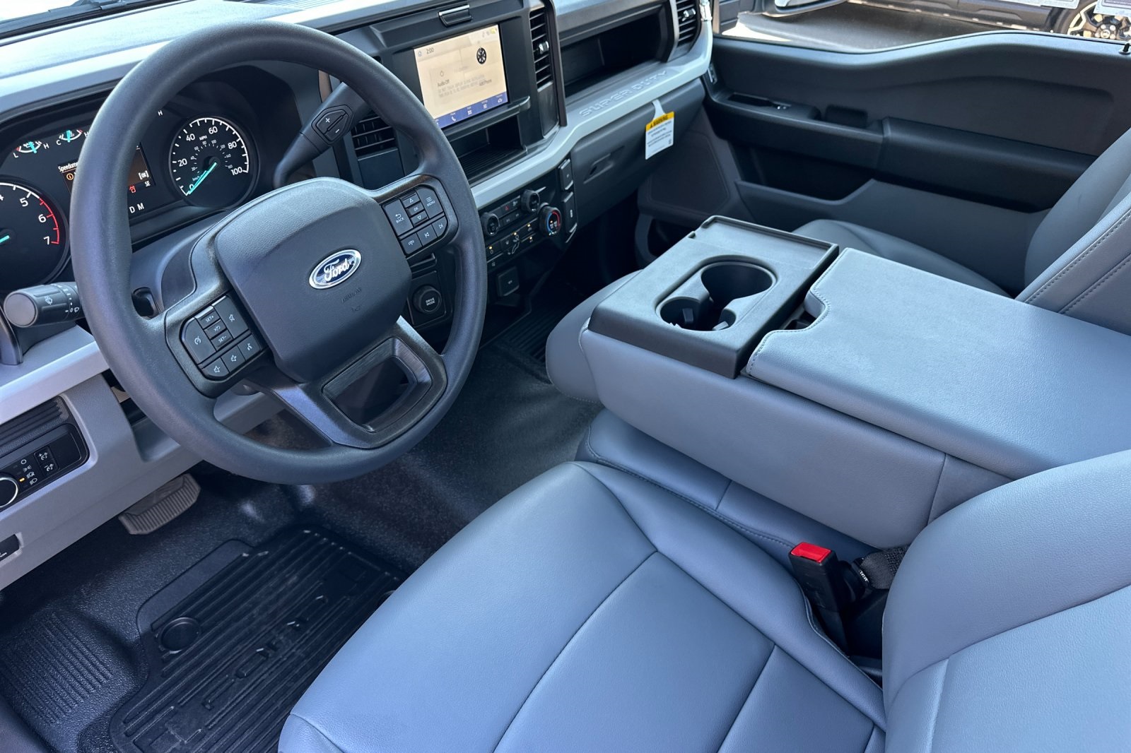 2026 Ford F-250 XL photo 9