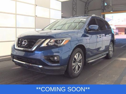 2020 Nissan Pathfinder SL's photo