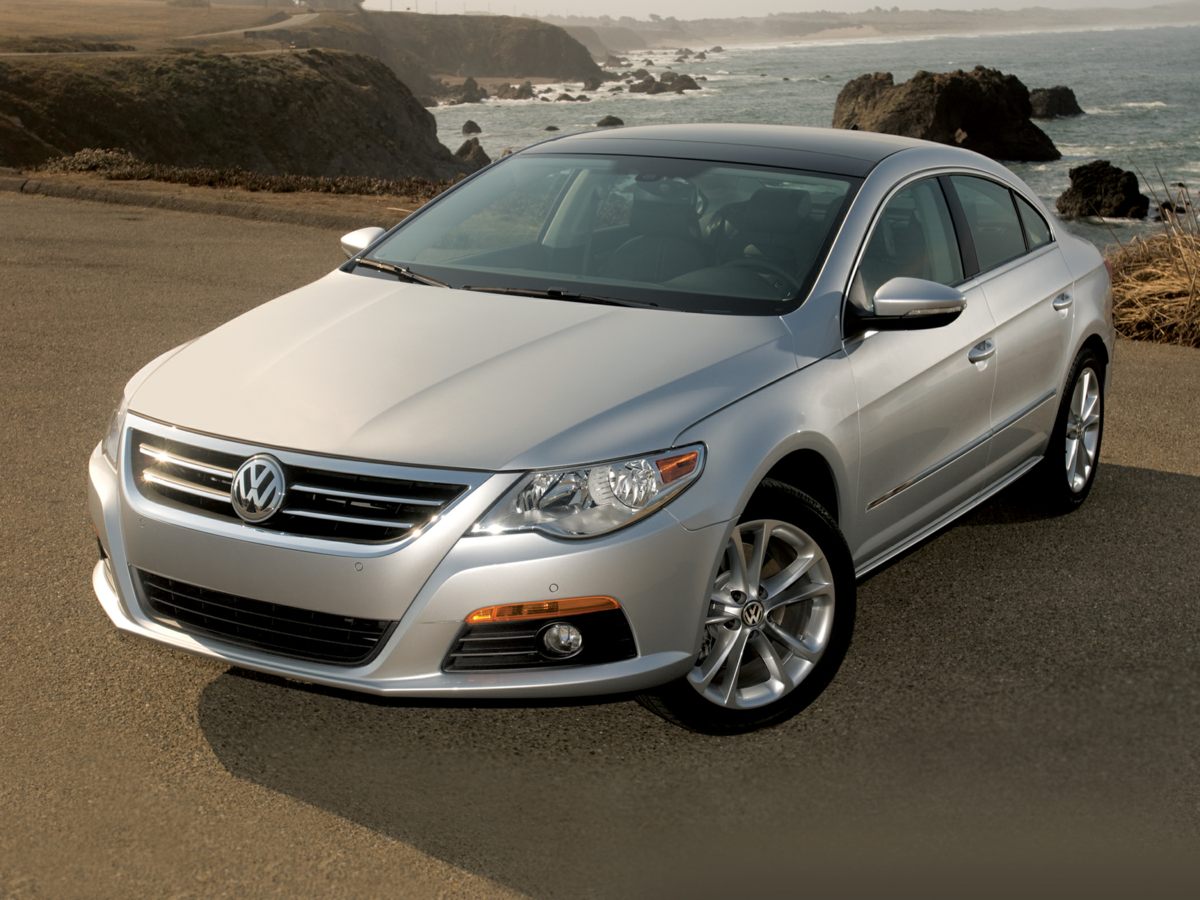 2010 Volkswagen CC Sport's photo